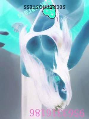 27 year old Escort in Laredo TX Delicious Trans Bombshell Arrives in City All Your Dreams 