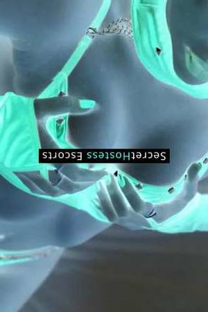 20 year old Brazilian Escort in Madrid Ana, 20-year-old Sweet & Sassy Escort for Amazing Time