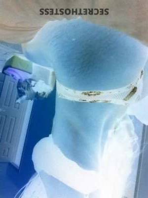 24 year old Escort in Seattle WA Get Ready for Unprecedented Pleasure with Sexy Caramel 