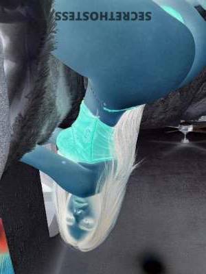 25 year old Latino Escort in Louisville KY Experience Satisfaction with Cleo Hot and Horny Latina Ready