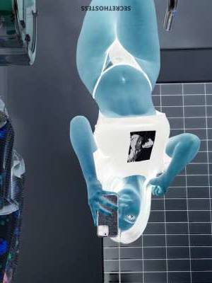 22 year old Hispanic Escort in Bismarck ND Flutter Your Flames Janet Provides Flirty Fun and Ultimate 