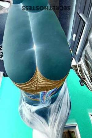 27 year old Escort in Lafayette LA Hottest Brunette in LA -Unforgettable Time with Amazing 