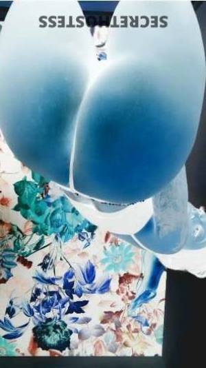 39 year old Escort in Pensacola FL Experience the Thrill of a Lifetime with the Playful 