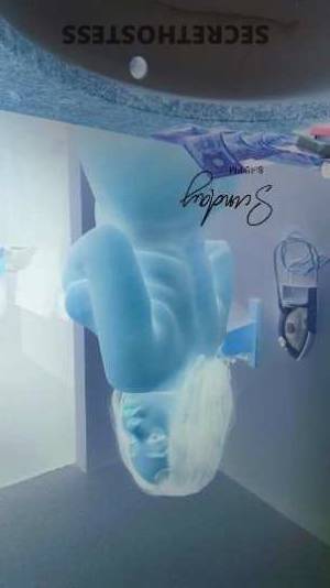 25 year old Escort in Houston TX Gentlemen, come and have some fun with me! I am a hot and 