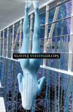 20 year old Czech Escort in Paris Experience the Delights of Romance and Passion with Playful 