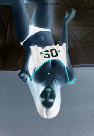 21 year old Asian Escort in Jeddah Experience the Seductive Delights of Bonny, Your Sassy Siren