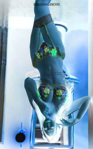 22Yrs Old Escort 52KG 166CM Tall Tokyo Image - 1