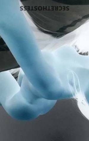 22 year old Escort in Charlotte NC Exclusive Outcall Services by Sexii Redd Your Mind and Body 