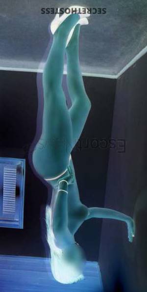 21 year old Latino Escort in Bogota <p>Elizabeth, Agency Model. <p>*Hi my love, I&#