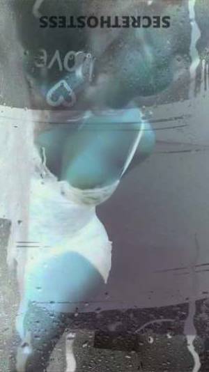 37 year old Escort in Kansas City MO Experience the Seductive Charm of karma, Your Ultimate 