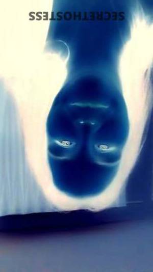 34 year old Escort in Dallas TX The Ultimate Playmate 25 Year Old Brunette Beauty With 34DD-