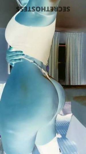 25 year old Latino Escort in Wilmington DE Experience Double the Fun with Our Latina Newcomers - 