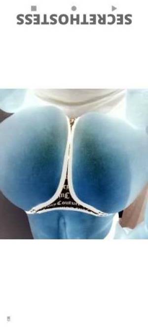 30 year old Caucasian Escort in Austin TX Striking Brunette Escort in Austin, Texas Age 24, Height 5&#