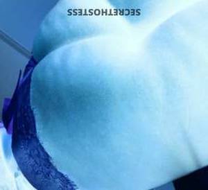 23 year old Escort in Kansas City MO Hot and Horny Outcall Special Tonight - Unleash Your Desires
