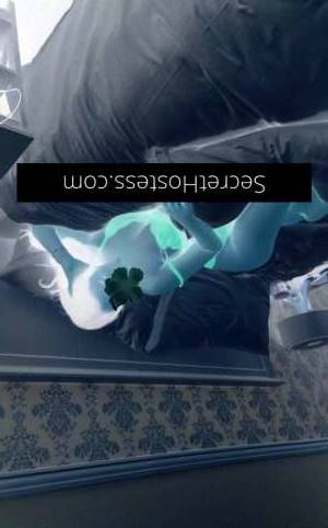 26 year old Escort in Canberra Hi there, let's explore your needs and desires together