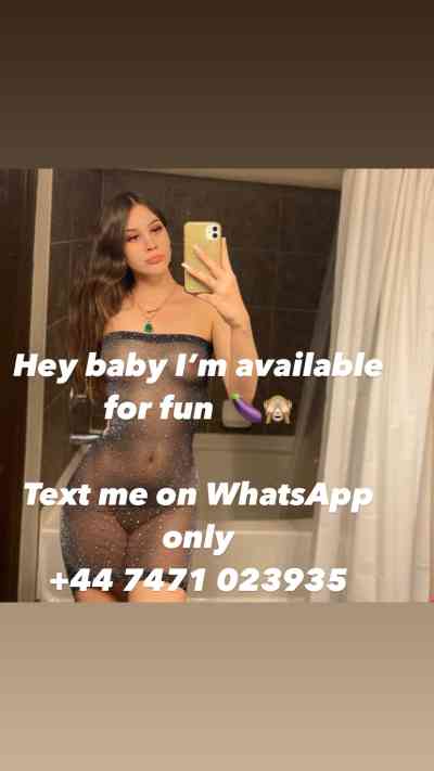 26 year old British Escort in Canterbury Sexy ivana