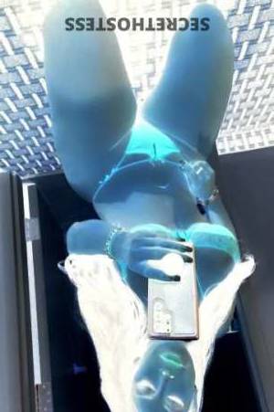 29 year old Escort in Nashville TN the signature of ice meet a tight ass