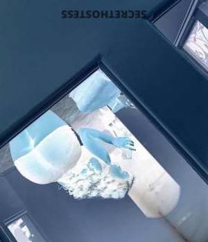 24 year old Escort in Wilmington NC The distance between reality and fantasy is action." 