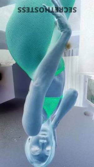 25 year old Escort in Baton Rouge LA Experience Unforgettable Pleasure with Sexy Carmel - The 