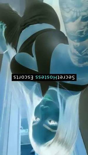 24 year old Colombian Escort in Malaga Mia, New Colombian Escort in Puerto Llano, Ready for All 