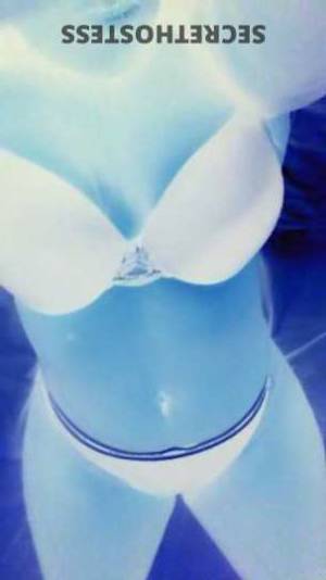 25 year old Escort in Kansas City MO Unforgettable Experience with a Captivating Beauty Meet MYA