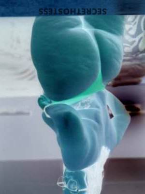 32 year old Escort in Chicago IL Experience Unforgettable Pleasure Real Exotic Tight Pussy 