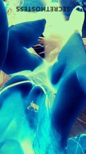 28 year old Escort in Jacksonville FL Karma, Your Perfect Playmate for wildest Fantasies