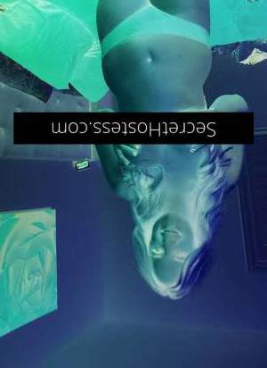21 year old Escort in Byron Bay Captivating Mistress May Where Passion and Elegance Collide
