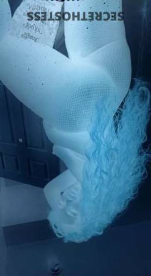 28 year old American Escort in Chicago IL Unforgettable Nights with Kendra Open-Minded Fetish-Friendly