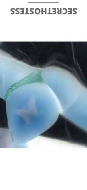 27 year old Escort in Staten Island NY Unleash Your Wild Side with Ms. London Ready, Willing, and 