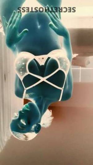 22 year old Escort in Dallas TX Sapphire Visiting Dallas Tonight! Sexy INCALLS and OUTCALLS 