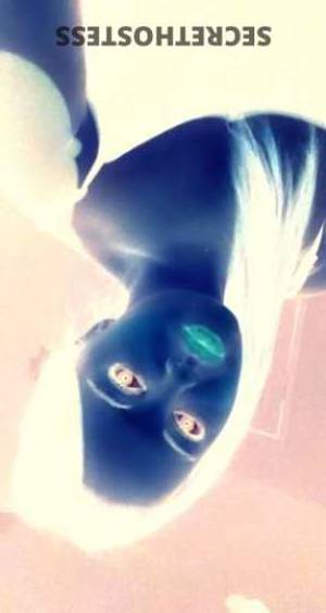 21 year old Escort in Chico CA Diamond - Horny Slut Wanna Get Naked On Cam For You