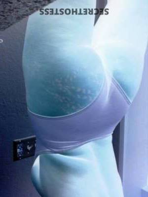 26 year old Escort in Tampa FL Unleash Your Sweet Tooth Satisfy Your Cravings for Memorable