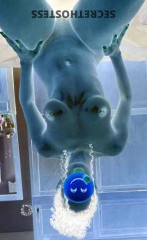 26 year old Latino Escort in Miami FL Experience Sexy Latin Fun with Elena - Your Ultimate Fantasy