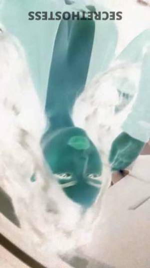 24 year old Filipino Escort in Knoxville TN Authentic bombshell with curvaceous body and juicy fake DDs 