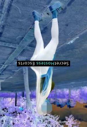 21 year old Colombian Escort in Santa Cruz de Tenerife Unforgettable Pleasure Meet Vicky, Your Sassy and Flirty 