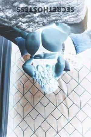 40 year old Latino Escort in Winston-Salem NC meet and greets by appointment. Ask about my menu and other 