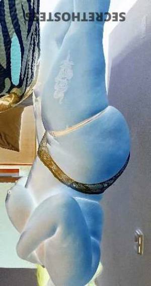 22 year old Dominican Escort in Rochester NY Hello, Handsome! Allow me to introduce myself, the new 