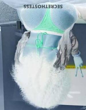 24 year old Escort in Toledo OH Unleash Your Wildest Fantasies with Fetish-Friendly Trina, 