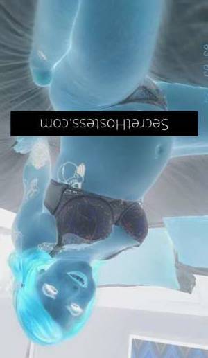 18 year old Australian Escort in Bowen Hills Brisbane Playful and Adventurous Meet Minx, Your Dreamy Australian 