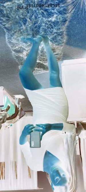 20 year old Hispanic Escort in Charlotte NC New Brunette Vixen Arrives Sophie, Your Petite and 