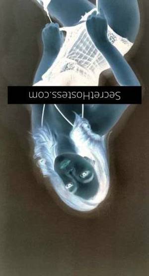 23 year old Escort in South Wharf Melbourne Sexy and Delicious Fun with Young Juicy Gorgeous - Let'