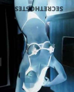 28 year old Escort in Albury Indulge in a Playful, Attentive Companionship and Passionate