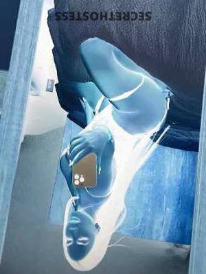 35 year old American Escort in Miami FL Experience Genuine Pleasure with a Curvy and Sexy Sweetie
