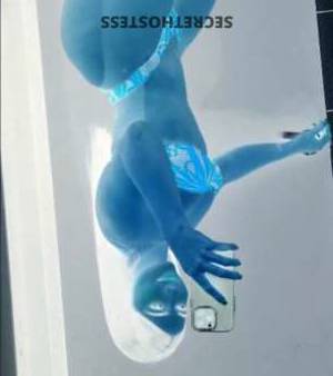 24 year old Colombian Escort in Nashville TN Colombian Beauty Estrella Seductive Young Vixen for 