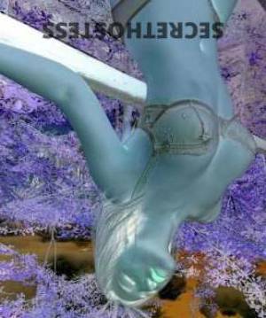 19 year old Escort in Alexandra Mackay Experience Passionate Pleasure with Janice, Your Tempting 