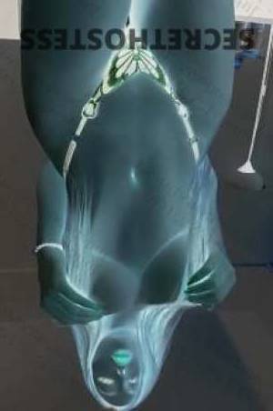 28 year old Italian Escort in Gladstone Experience the Seductive Bliss of Sensual Pleasure with Sexy