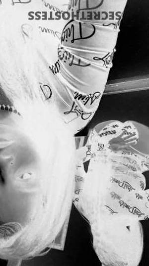30 year old Escort in Tampa FL Unleash Your Wild Side with Throat GOAT's Incredible 