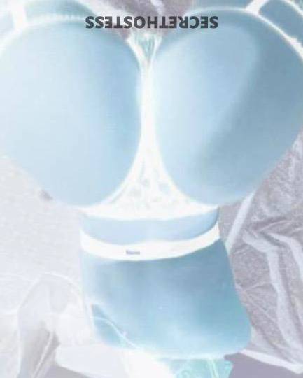 Brittanyboo 21Yrs Old Escort Size 6 162CM Tall Gainesville FL Image - 1