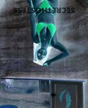 22 year old Asian Escort in Adelaide Tristy Your Sultry Singaporean Escort for the Passionate 